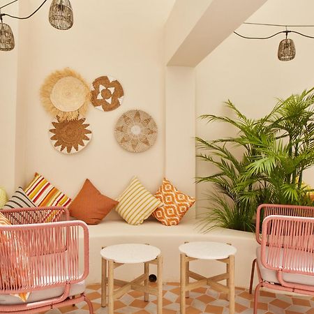 Excelsior Estudios & Apartamentos سان أنطونيو المظهر الخارجي الصورة