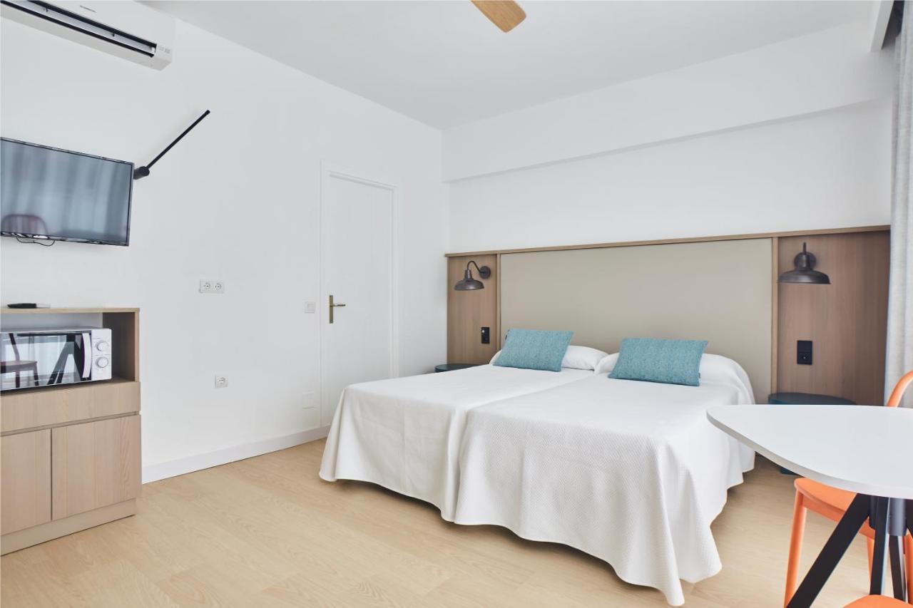 Excelsior Estudios & Apartamentos سان أنطونيو المظهر الخارجي الصورة