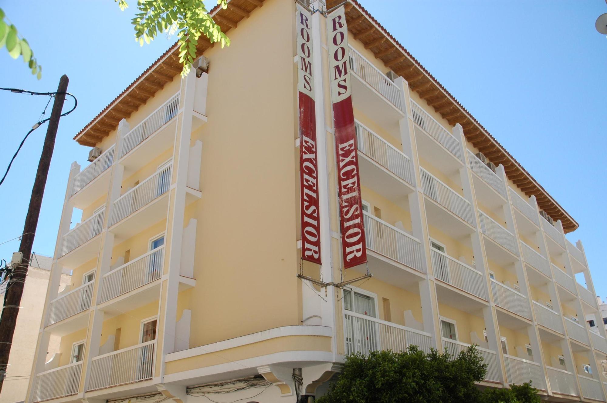 Excelsior Estudios & Apartamentos سان أنطونيو المظهر الخارجي الصورة